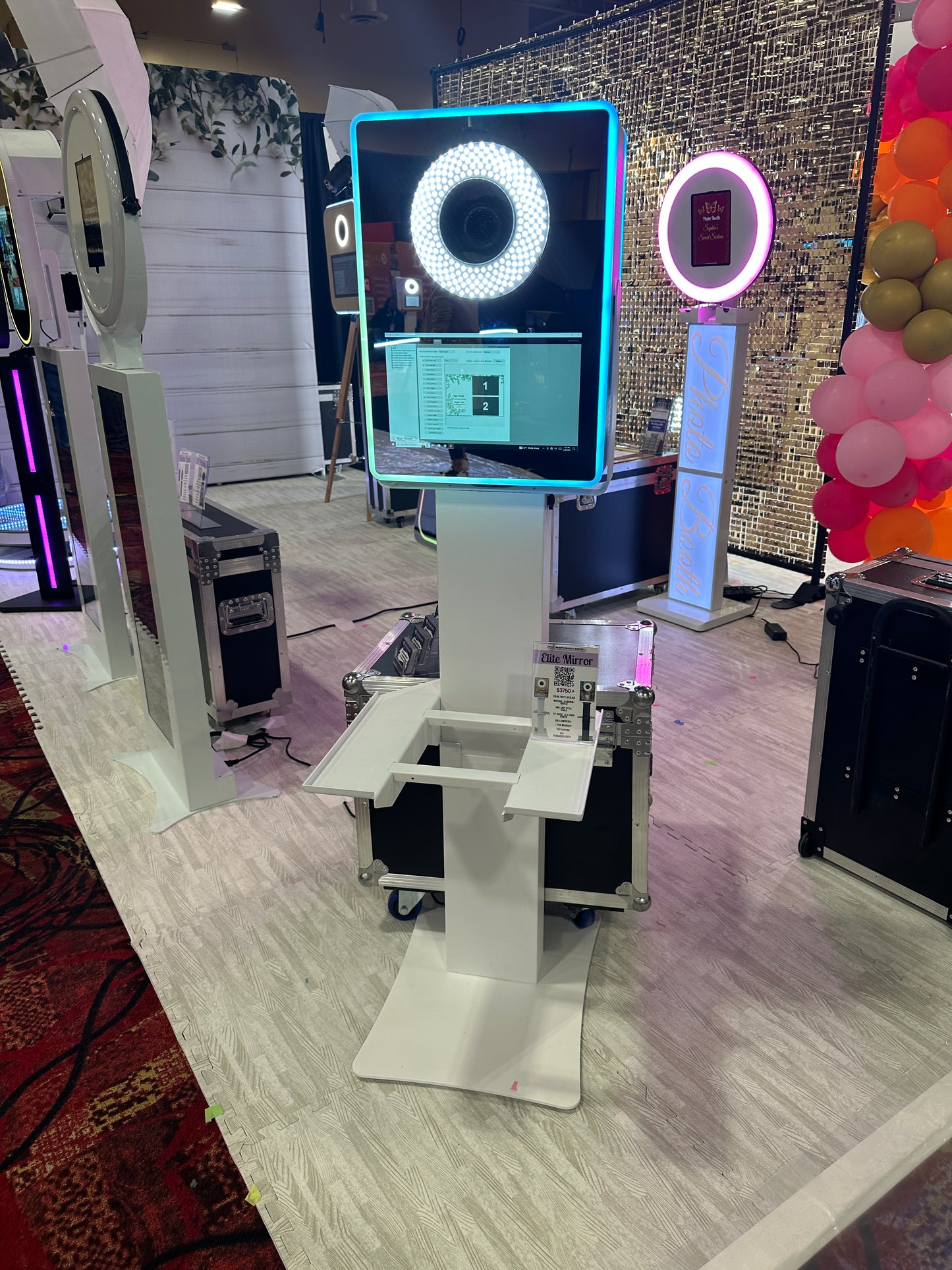 Elite Mirror Photo Booth