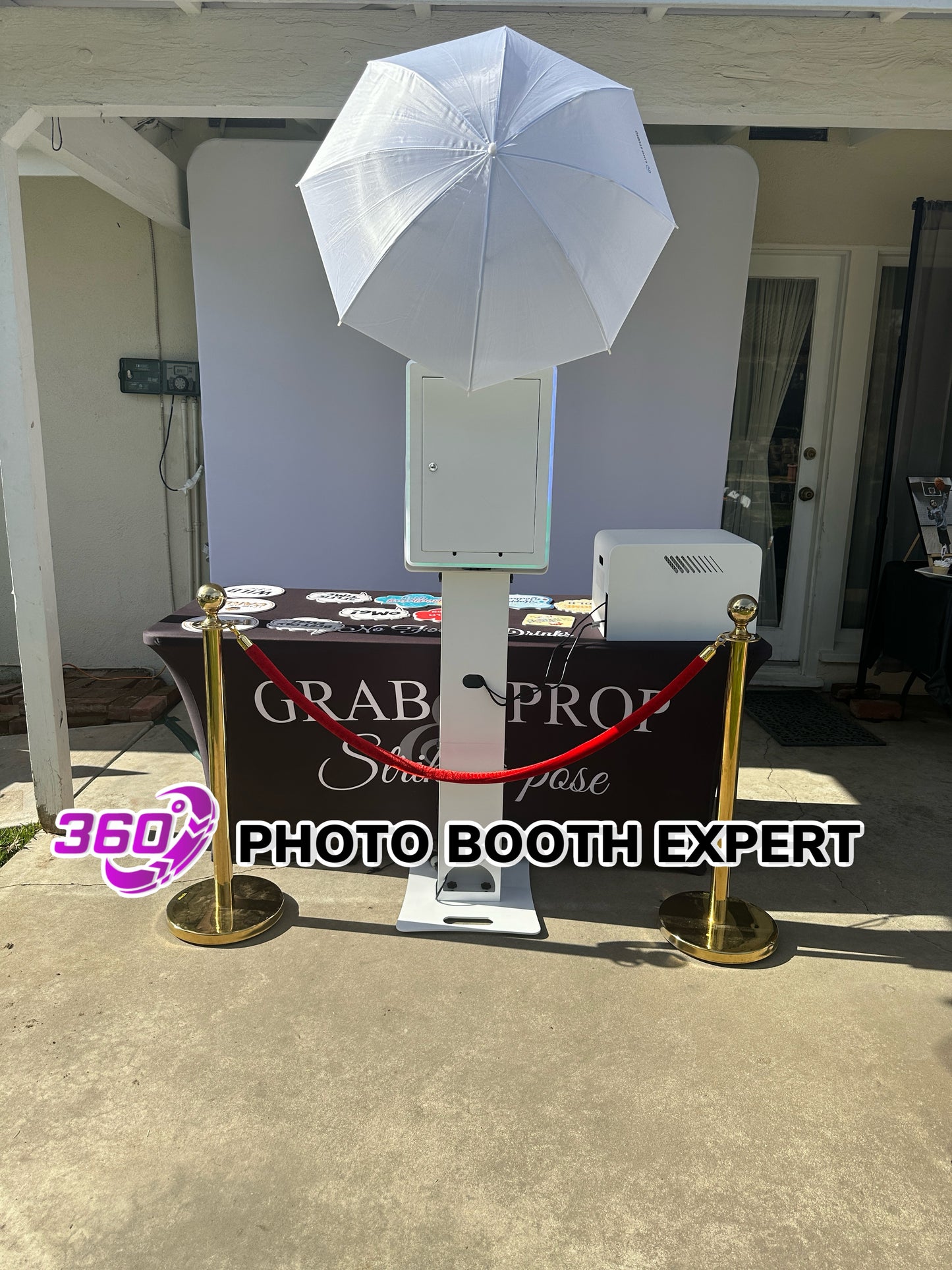 Elite Mirror Photo Booth