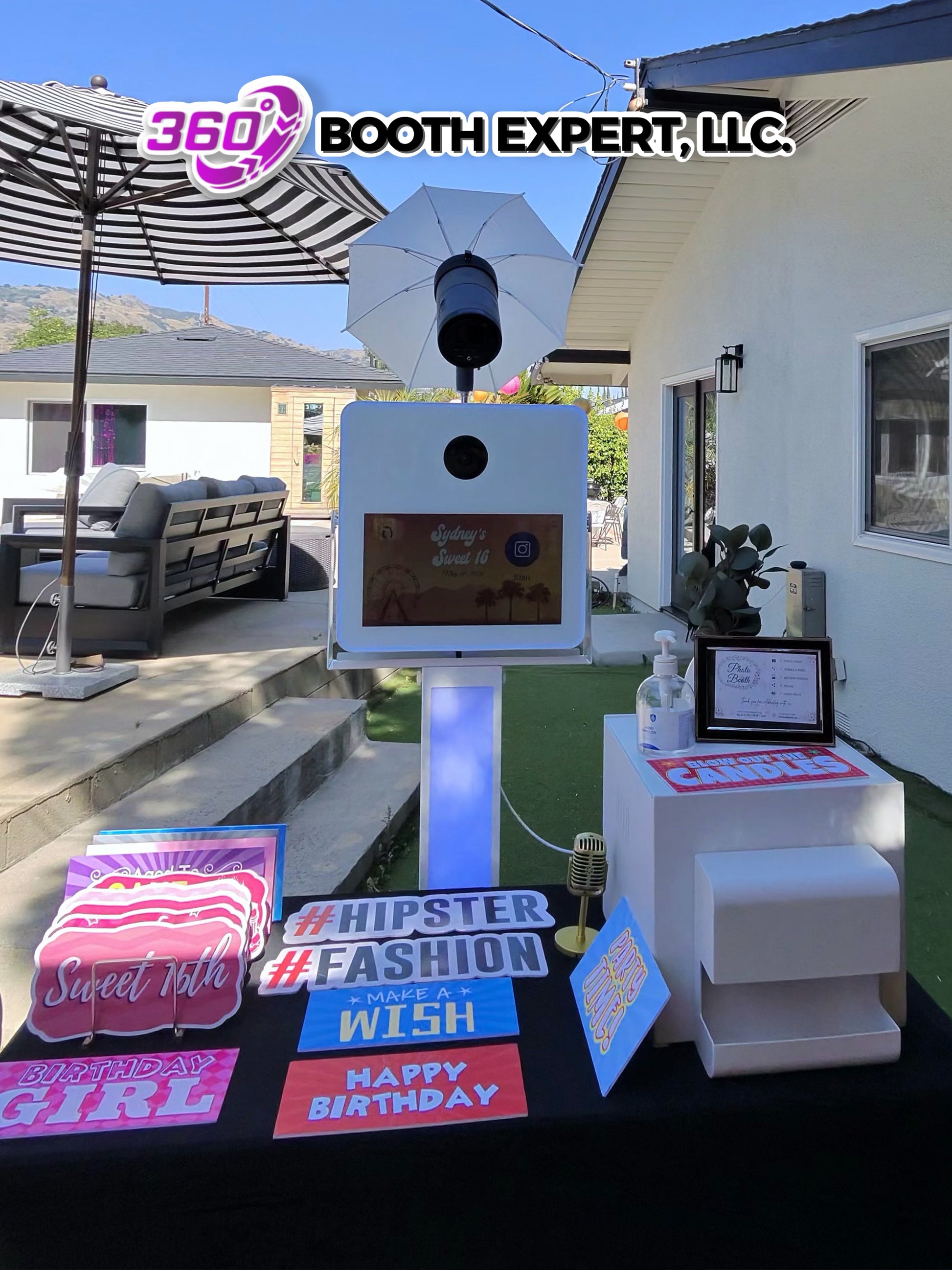 LUXURY PHOTO BOOTH WITH HD PHOTOS